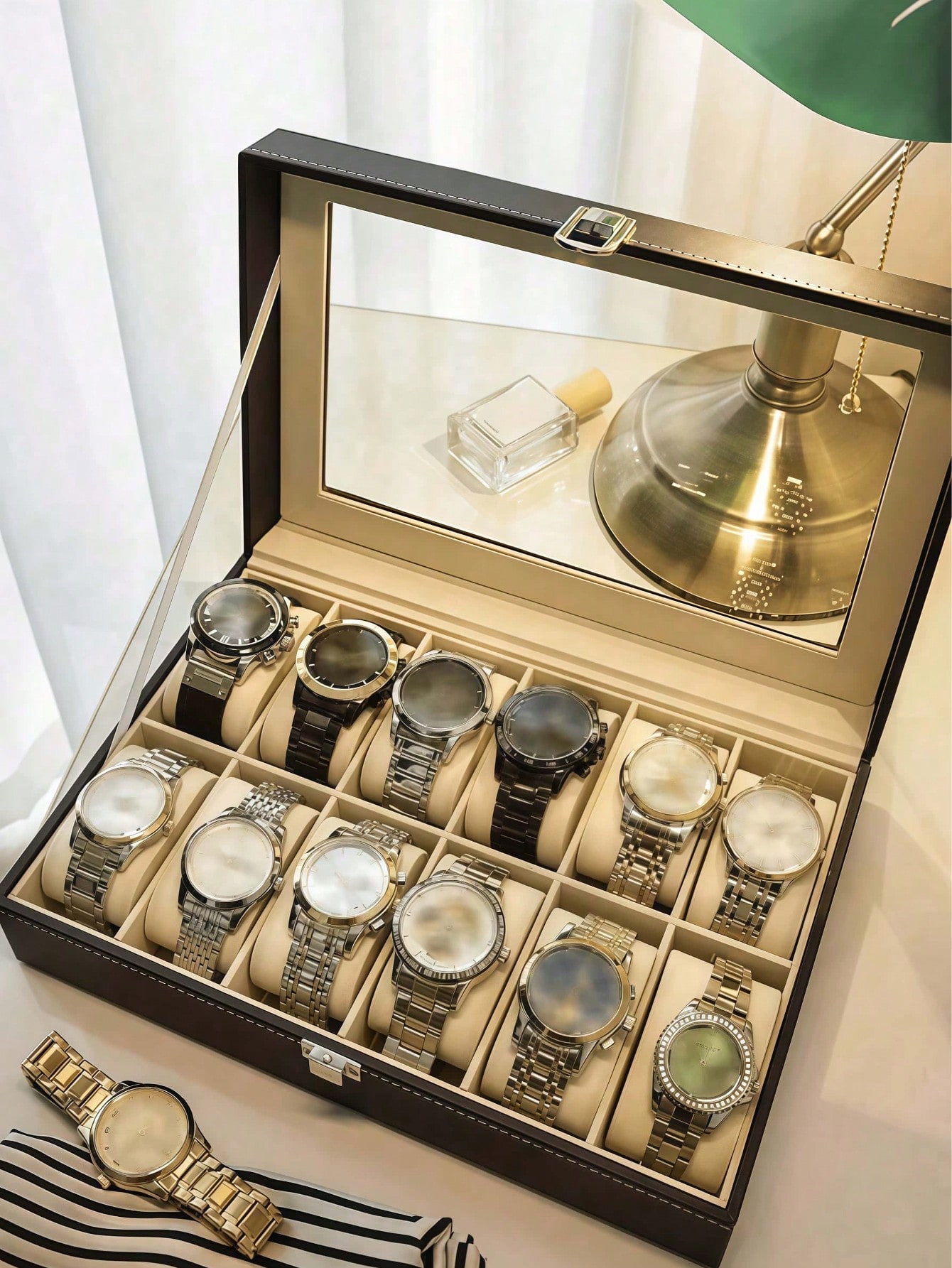 Leather Watch Box with Lock, L - огляд і ціна Jewelry Watches Box