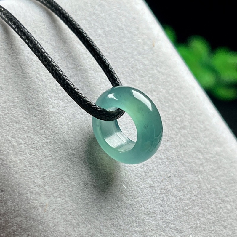 Natural Emerald Blue Water Luc - огляд і ціна Jewelry & Watches Vitopoulos